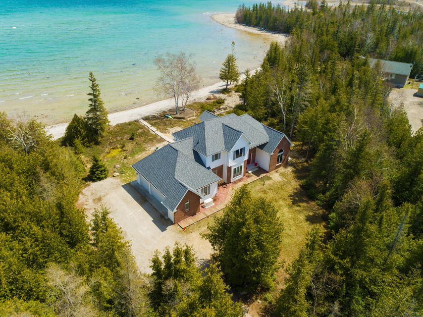 Lakeshore Realty of Presque Isle, Michigan